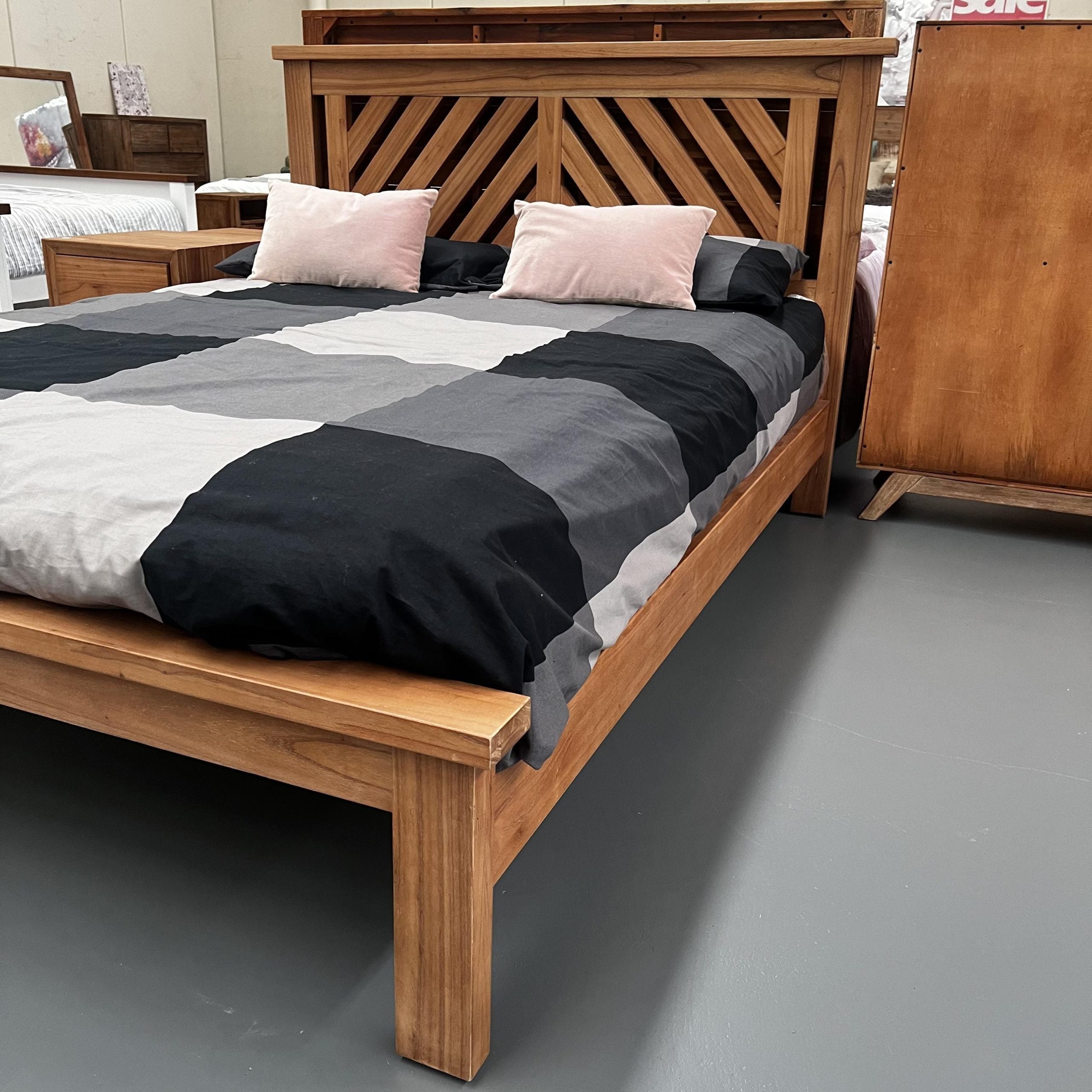 Avalon Bed - Natural