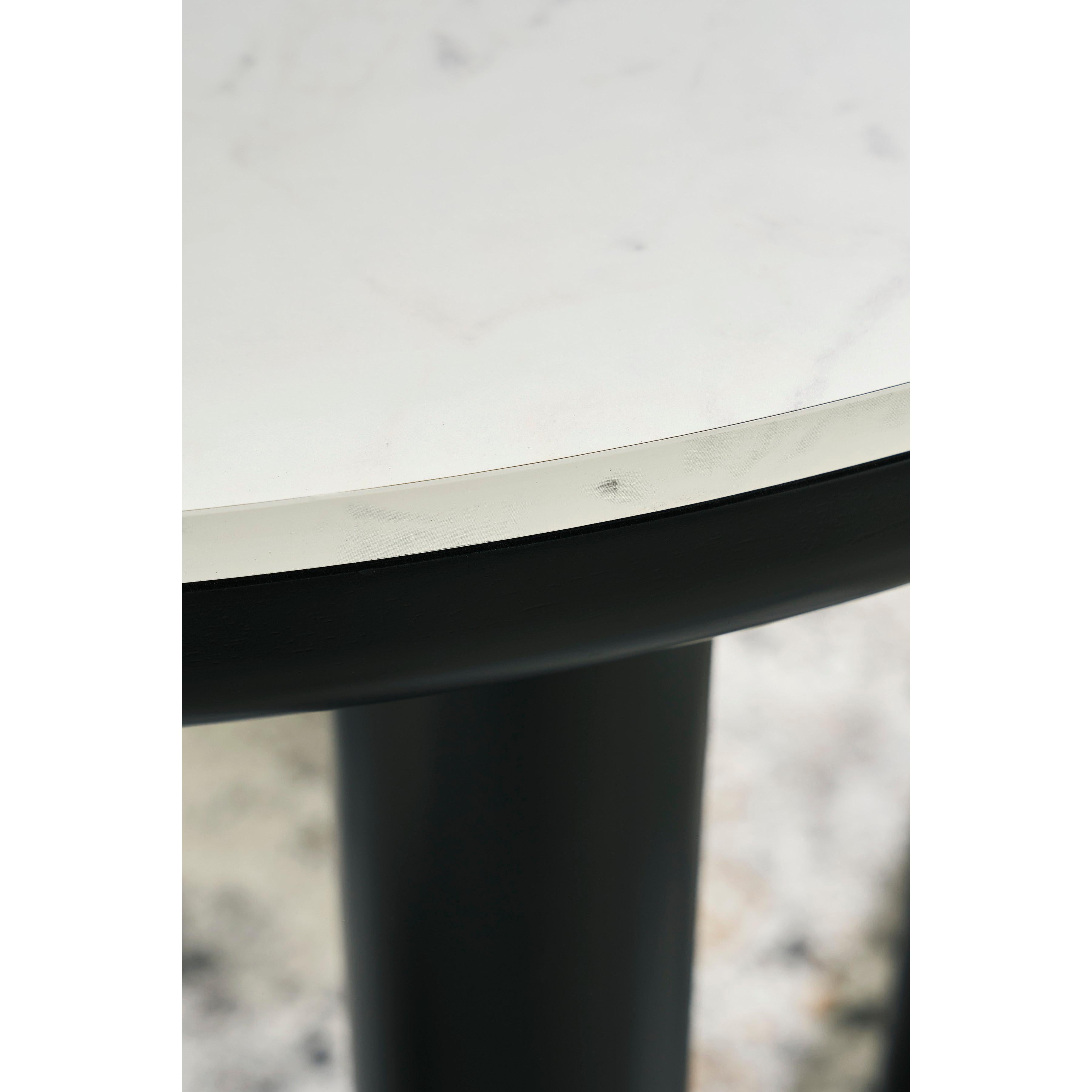 Stylish Xandrum Circular Dining Table